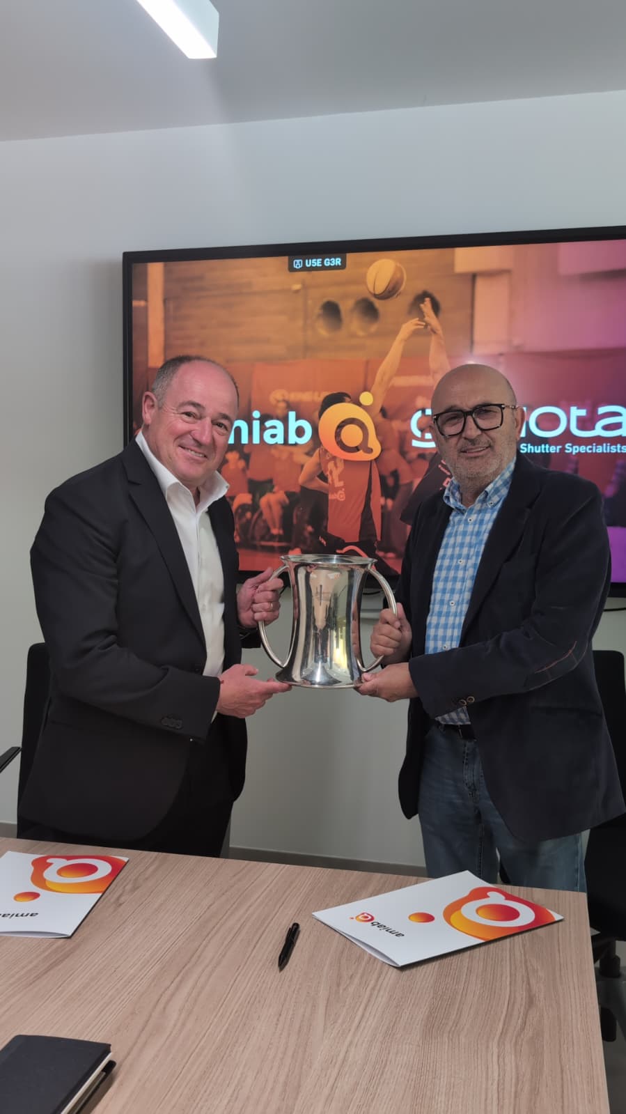 La empresa Gaviota y el BSR amiab Albacete renuevan el convenio de colaboración con el objetivo de apoyar el deporte adaptado