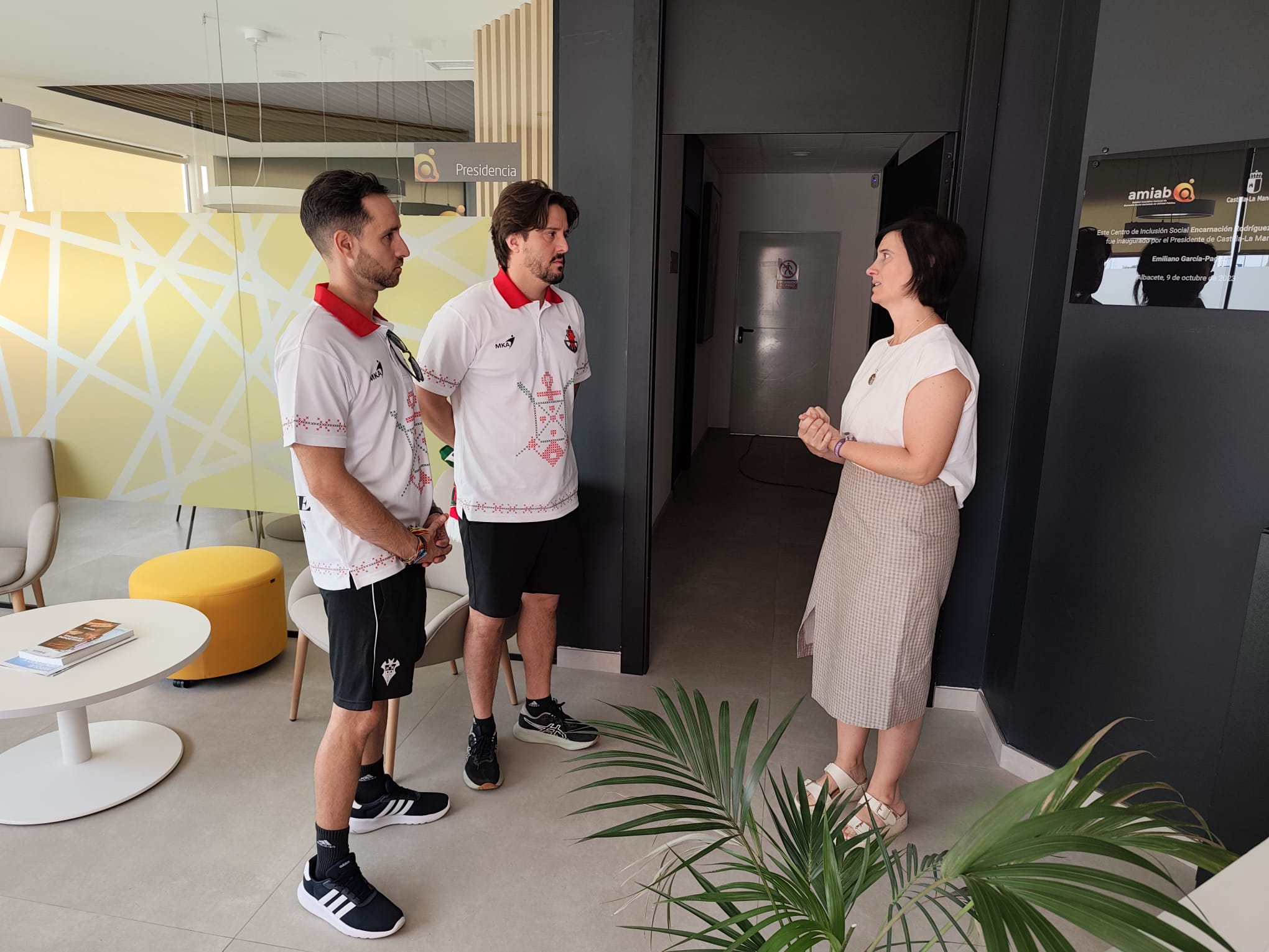 visita del Grupo Recreativo Regufe de Portugal3