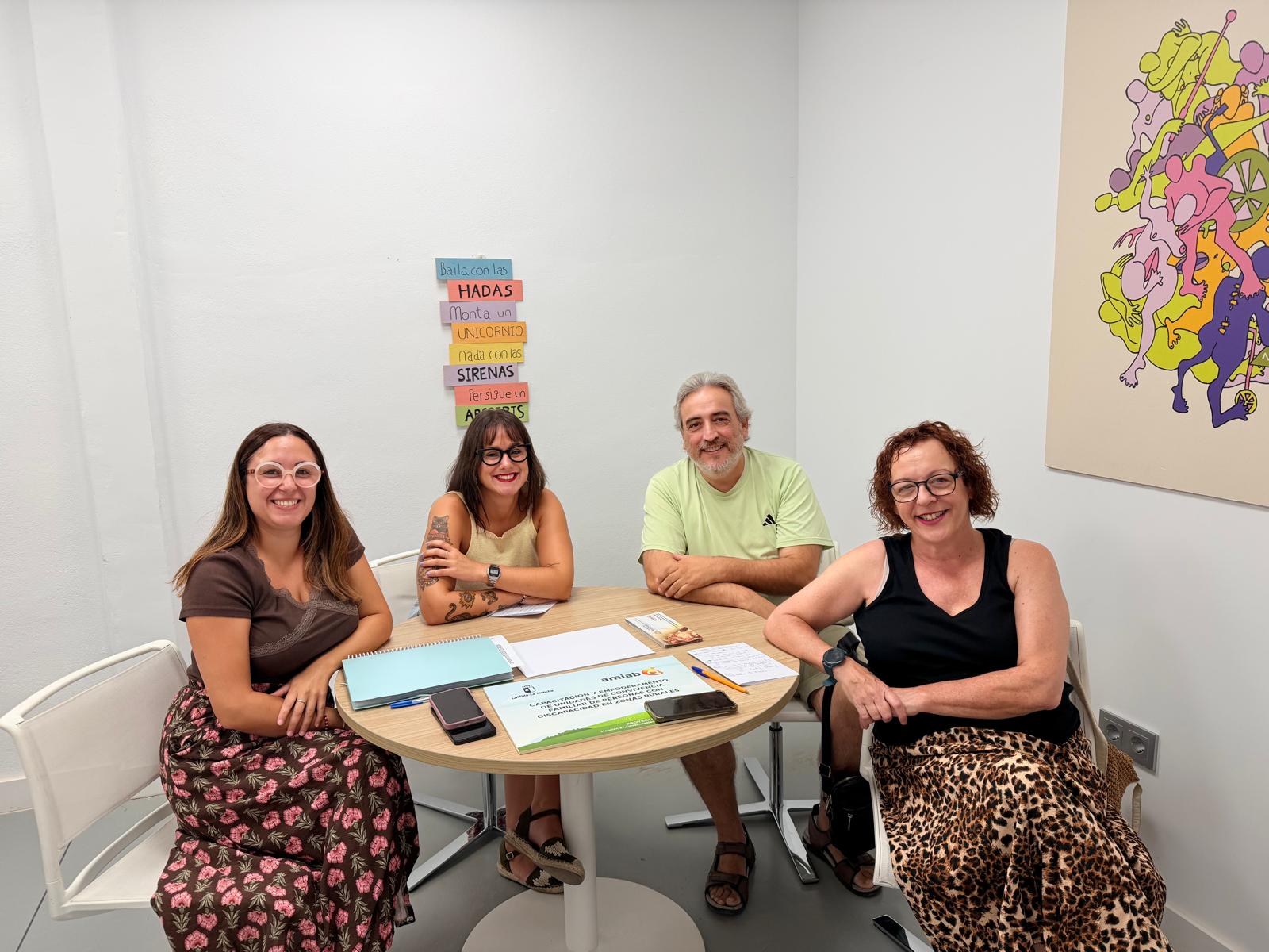 La entidad amiab impulsa en La Manchuela (Albacete) el trabajo en red, la autonomía personal y la participación comunitaria