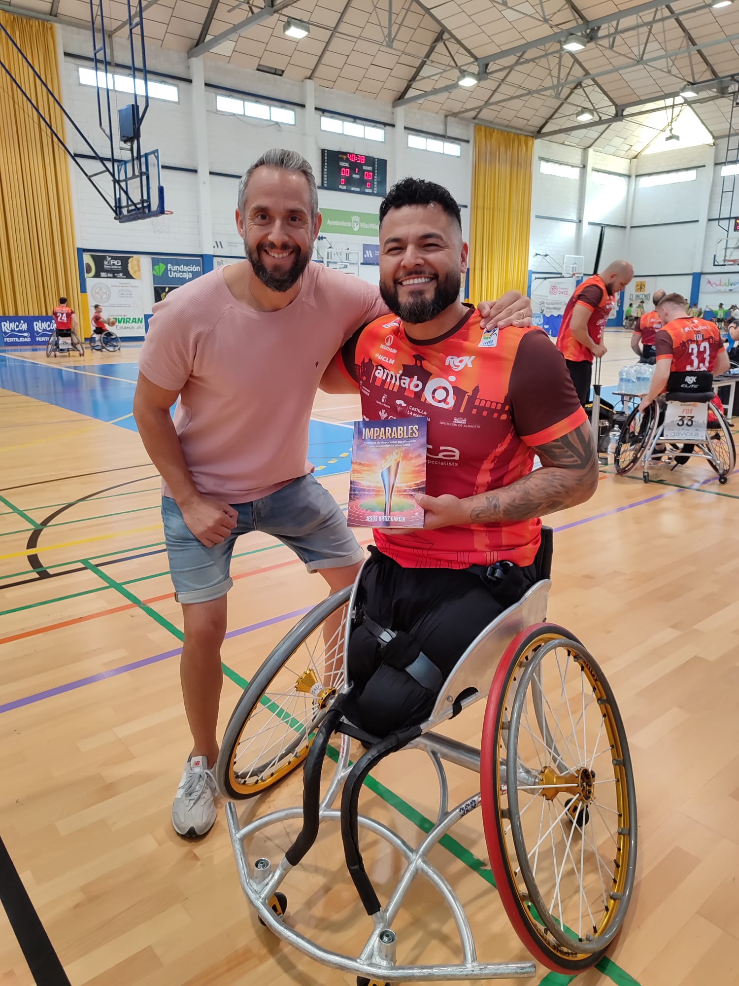 Jorge Salazar, jugador de amiab Albacete, protagoniza uno de los capítulos de Imparables, un libro sobre deportistas paralímpicos
